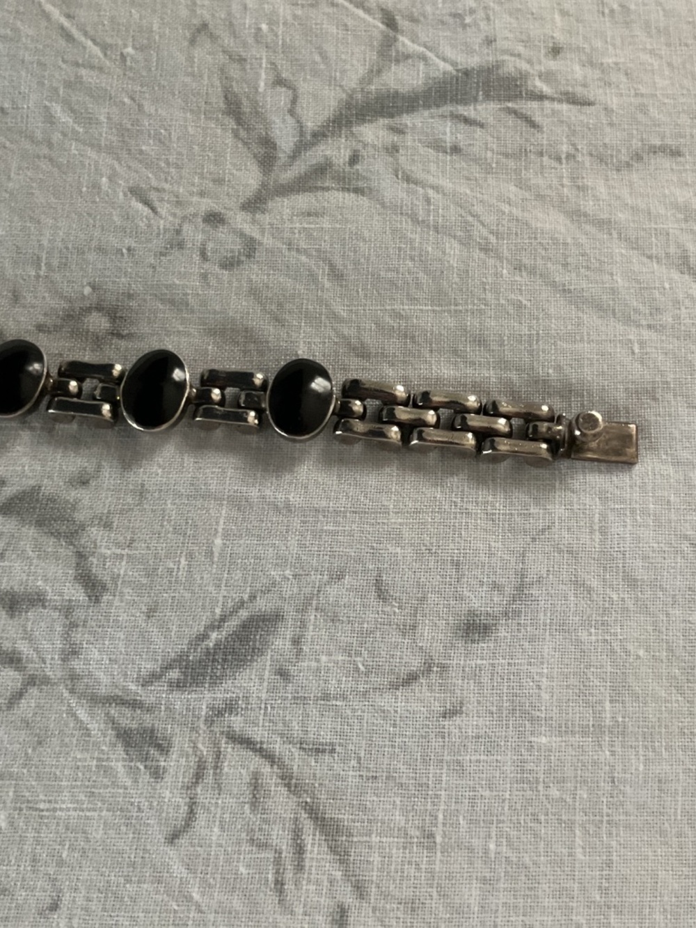 SALE! Price Drop!  EUC 950 Silver Mexico Onyx Bracelet - Picture 4 of 6
